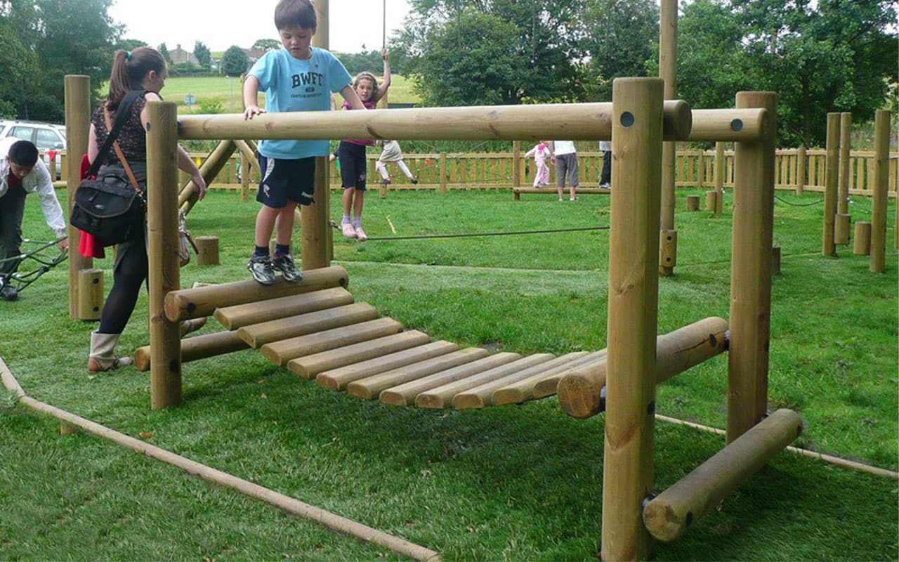 SUSPENSION BRIDGE - Immagine 2