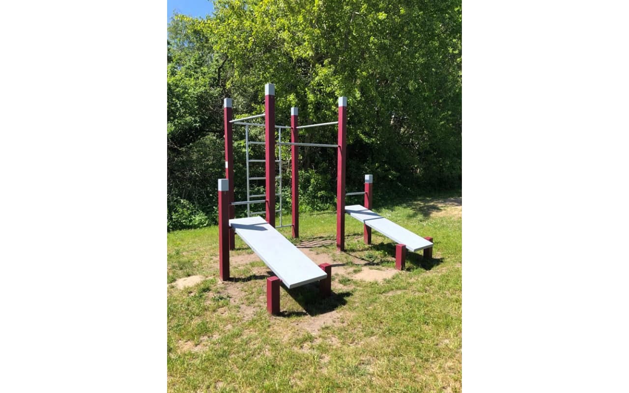 WALL - 3 PULL UP BARS - 2 BENCHES - Immagine 2
