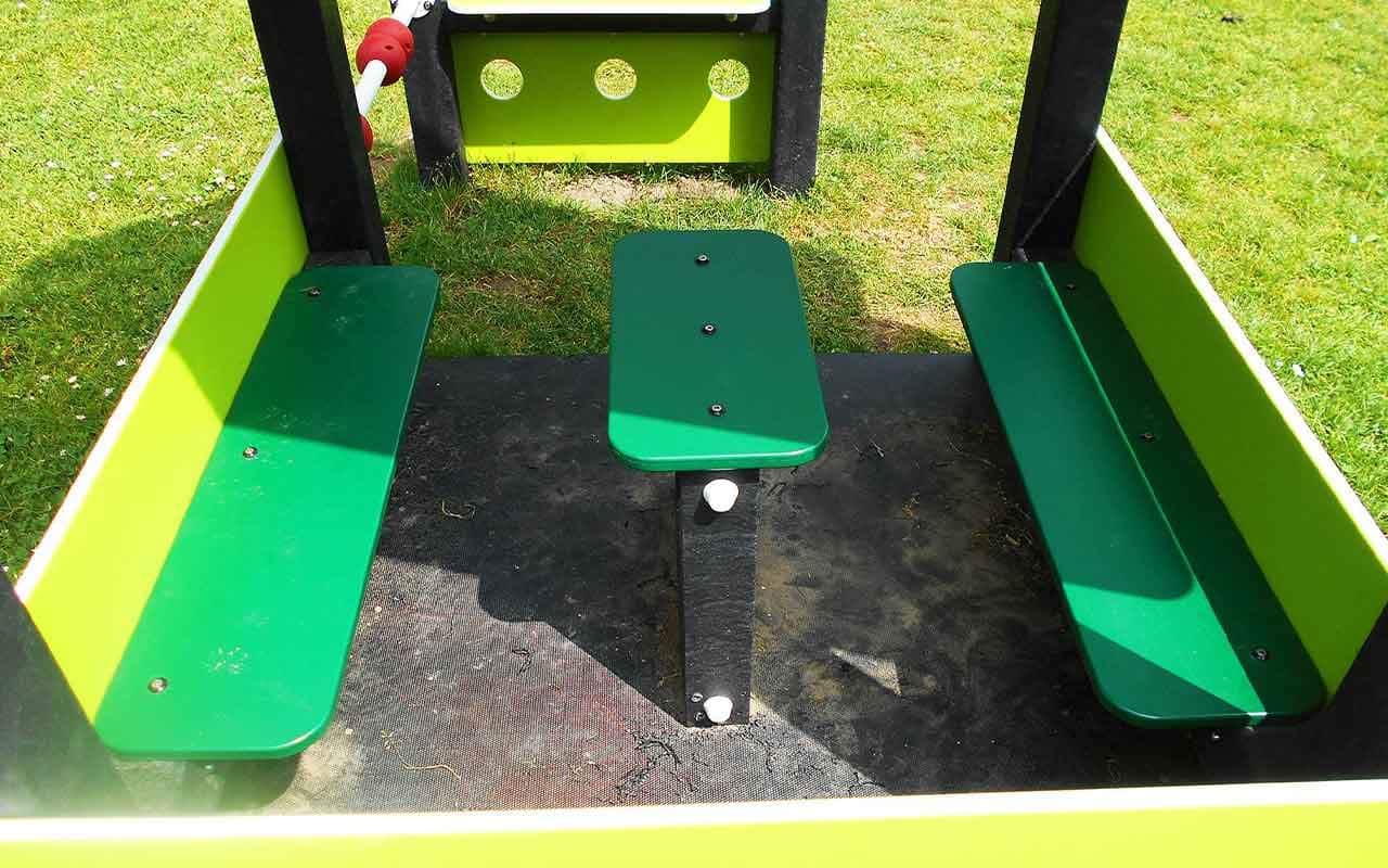 CASETTA CON TERRAZZO - Immagine 3