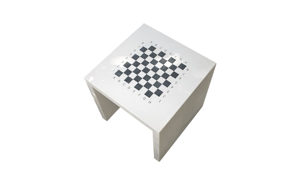 Prodotto Chess Table